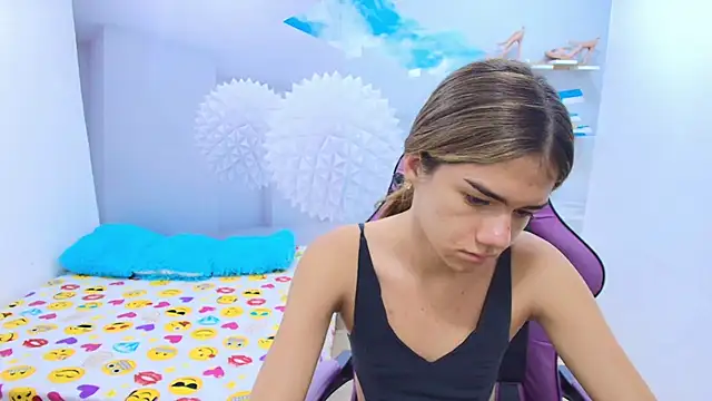 DEMI LEED online show from February 16, 2026, 12:12 pm