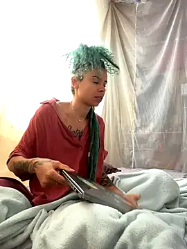 Snapshot of sammoura01 chatting on January 8, 2026, 1:13 pm sammoura01 online show from January 8, 2026, 1:13 pm