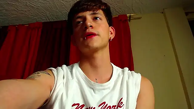 GabyThoms online show from January 16, 2025, 7:38 am