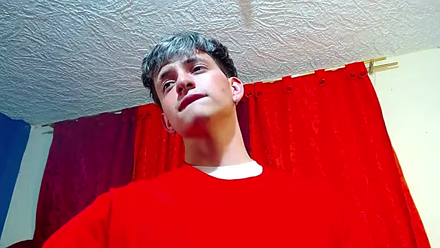 GabyThoms online show from January 24, 2025, 11:45 pm