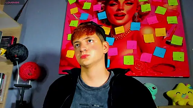 GabyThoms online show from April 15, 2026, 4:30 am