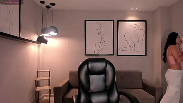 AbbyDalton online show from November 10, 2025, 6:18 pm