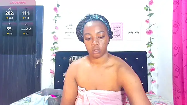 CiaraEbony online show from March 19, 2026, 12:58 am