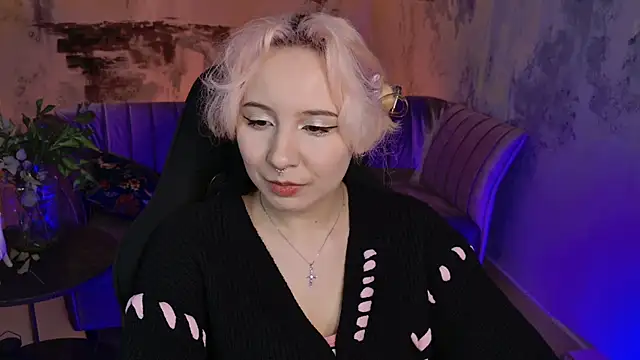Snapshot of JasmineMilko chatting on February 11, 2025, 8:15 am JasmineMilko online show from February 11, 2025, 8:15 am