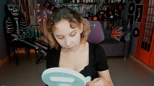 Snapshot of JasmineMilko chatting on October 22, 2025, 5:08 am JasmineMilko online show from October 22, 2025, 5:08 am