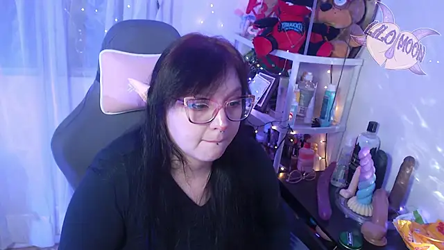 LiloMoon69 online show from February 27, 2025, 7:23 am