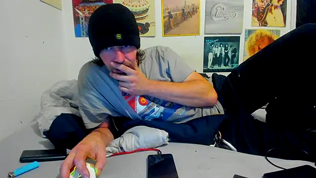 Snapshot of cloudyystar666 chatting on December 1, 2025, 3:33 am cloudyystar666 online show from December 1, 2025, 3:33 am