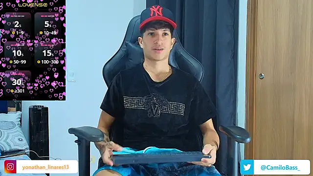  CamiloBass online show from March 8, 2026, 1:03 am