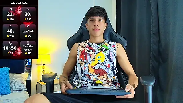  CamiloBass online show from July 17, 2026, 12:39 am