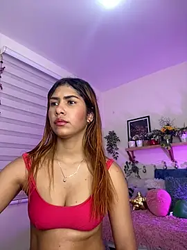 Snapshot of soy_sarah_ chatting on February 8, 2025, 9:46 am soy sarah online show from February 8, 2025, 9:46 am