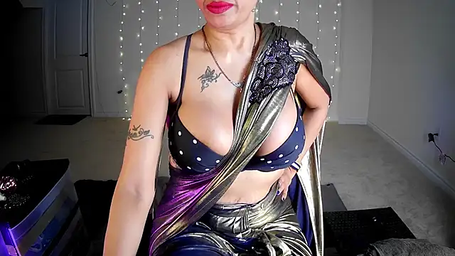 roma indobong temptress online show from February 18, 2026, 7:10 pm