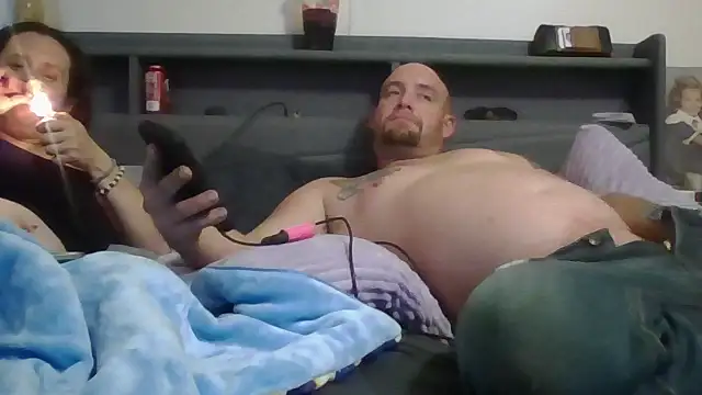 Snapshot of spuncock4u chatting on November 5, 2025, 2:06 pm spuncock4u online show from November 5, 2025, 2:06 pm