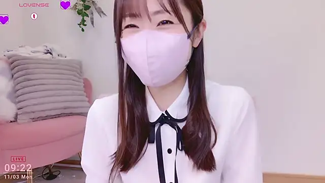 Snapshot of meg_0901 chatting on November 3, 2025, 12:24 am meg 0901 online show from November 3, 2025, 12:24 am