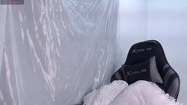 carla slut outlimits online show from April 23, 2026, 12:29 pm