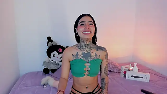 shadowcatt  online show from December 12, 2024, 6:42 pm