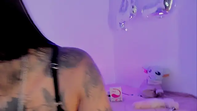 shadowcatt  online show from January 17, 2025, 8:55 pm