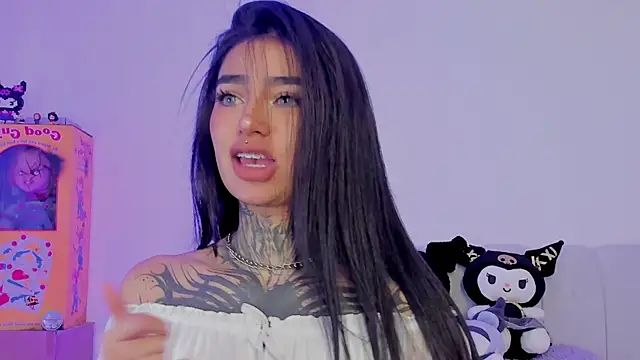 shadowcatt  online show from October 9, 2025, 4:38 pm