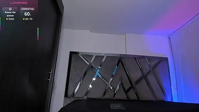 samaay07  online show from November 22, 2025, 2:54 am