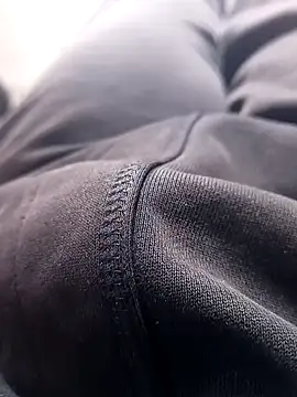 Snapshot of TheeMassageMobileSpa chatting on October 20, 2025, 10:27 am TheeMassageMobileSpa online show from October 20, 2025, 10:27 am