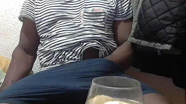 mmoiblack online show from April 13, 2026, 2:55 pm