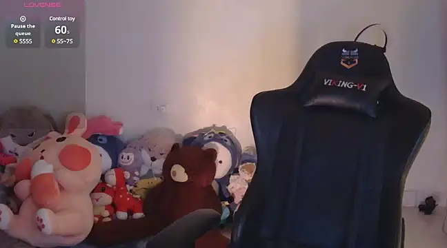 Snapshot of TimmyZi chatting on December 27, 2024, 8:02 am TimmyZi online show from December 27, 2024, 8:02 am