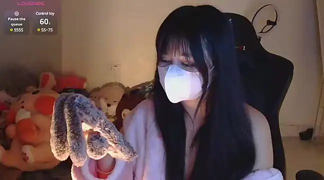 Snapshot of TimmyZi chatting on December 28, 2024, 4:20 pm TimmyZi online show from December 28, 2024, 4:20 pm