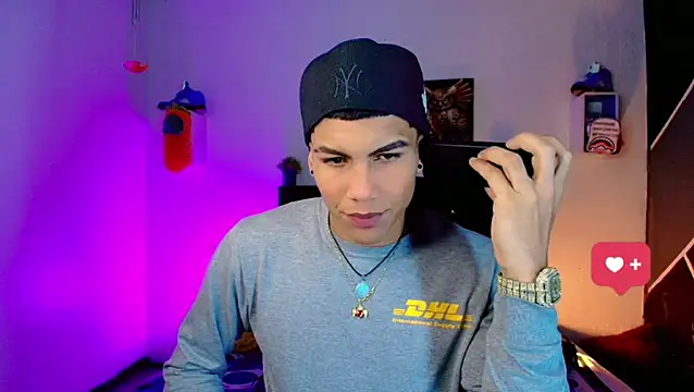 Damian latinxxx online show from March 13, 2025, 3:00 am