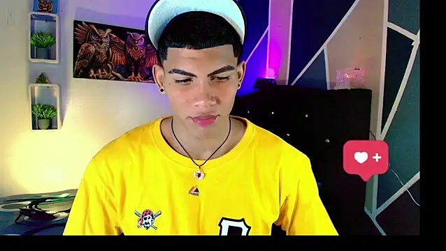 Damian latinxxx online show from March 18, 2025, 1:32 am