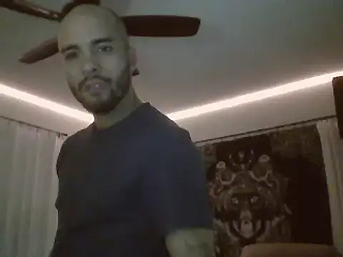 JohnnyDeep187 online show from January 10, 2025, 7:46 am