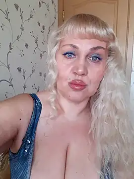 IsabellaBoni online show from March 5, 2026, 7:15 am