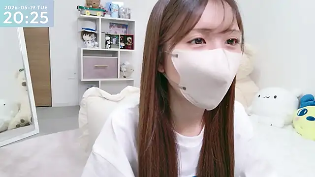 -SHINON- online show from May 19, 2026, 11:27 am