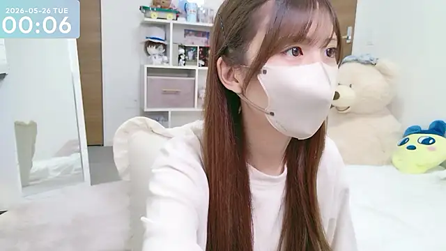 -SHINON- online show from May 25, 2026, 3:07 pm
