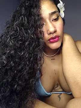 Snapshot of jaderossxx chatting on May 28, 2026, 4:21 am jaderossxx online show from May 28, 2026, 4:21 am