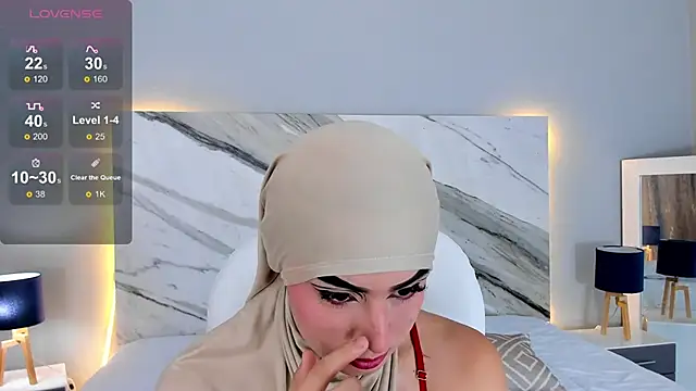 Snapshot of fatimarab chatting on December 9, 2024, 7:29 pm fatimarab online show from December 9, 2024, 7:29 pm