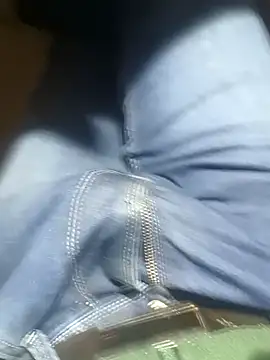 Snapshot of franko1987 chatting on February 6, 2025, 5:46 am franko1987 online show from February 6, 2025, 5:46 am