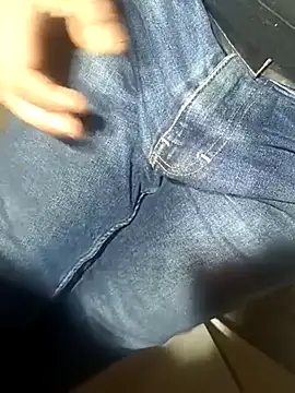 Snapshot of franko1987 chatting on February 27, 2025, 1:49 pm franko1987 online show from February 27, 2025, 1:49 pm