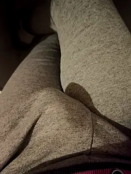 Snapshot of franko1987 chatting on February 13, 2026, 4:08 am franko1987 online show from February 13, 2026, 4:08 am