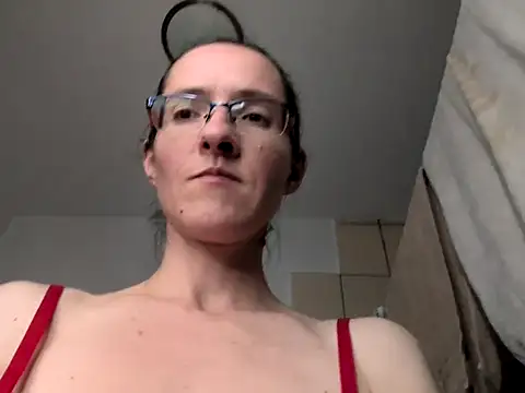 Milky hairy mommy online show from March 10, 2025, 8:01 pm