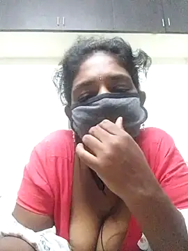 Snapshot of Tamil--Rani chatting on December 17, 2024, 12:11 pm Tamil--Rani online show from December 17, 2024, 12:11 pm