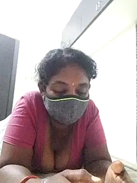 Snapshot of Tamil--Rani chatting on January 4, 2025, 7:34 pm Tamil--Rani online show from January 4, 2025, 7:34 pm