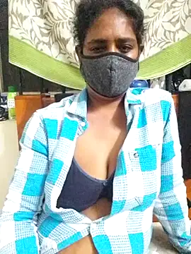 Snapshot of Tamil--Rani chatting on January 6, 2025, 5:38 pm Tamil--Rani online show from January 6, 2025, 5:38 pm