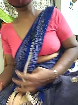 Snapshot of Tamil--Rani chatting on January 18, 2025, 4:53 pm Tamil--Rani online show from January 18, 2025, 4:53 pm