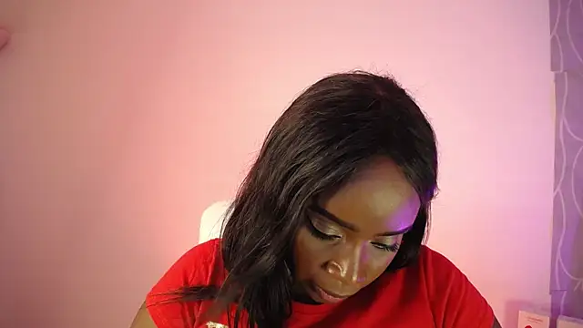 Snapshot of Britanymooree chatting on December 4, 2024, 4:10 am Britanymooree online show from December 4, 2024, 4:10 am