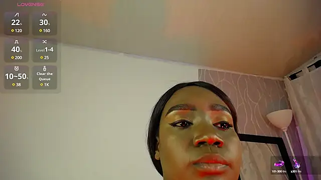 Snapshot of Britanymooree chatting on January 7, 2025, 10:08 pm Britanymooree online show from January 7, 2025, 10:08 pm