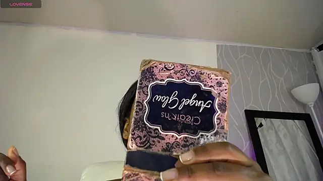 Snapshot of Britanymooree chatting on January 9, 2025, 8:44 pm Britanymooree online show from January 9, 2025, 8:44 pm