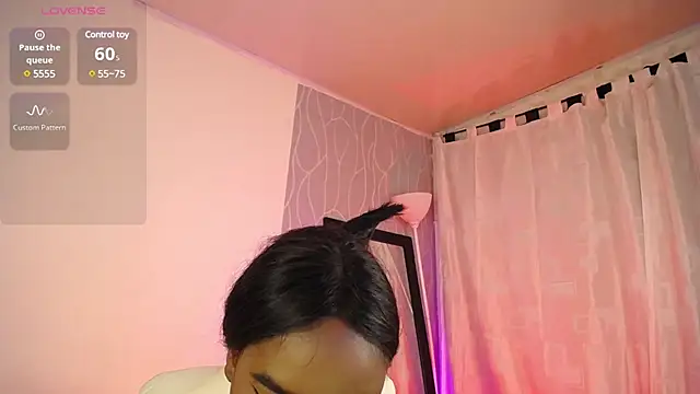 Snapshot of Britanymooree chatting on January 31, 2025, 1:33 am Britanymooree online show from January 31, 2025, 1:33 am