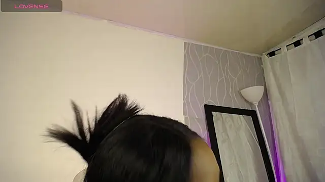 Snapshot of Britanymooree chatting on February 7, 2025, 9:37 pm Britanymooree online show from February 7, 2025, 9:37 pm