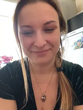 Snapshot of OlgaBuzzz chatting on February 16, 2025, 4:53 am OlgaBuzzz online show from February 16, 2025, 4:53 am