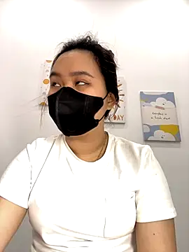 Odette68 online show from October 19, 2025, 12:55 am