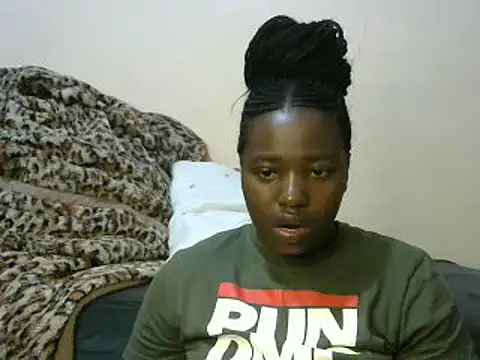 Snapshot of sweet_gal01 chatting on February 14, 2025, 1:23 am sweet gal01 online show from February 14, 2025, 1:23 am